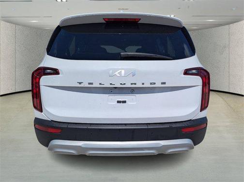 2022 Kia Telluride LX
