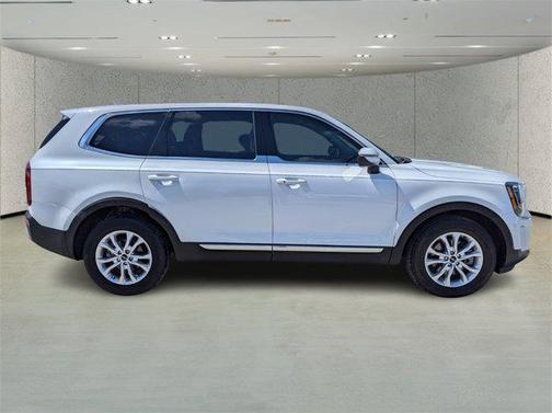2022 Kia Telluride LX