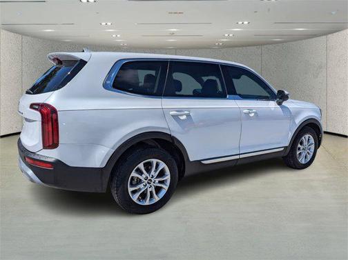 2022 Kia Telluride LX