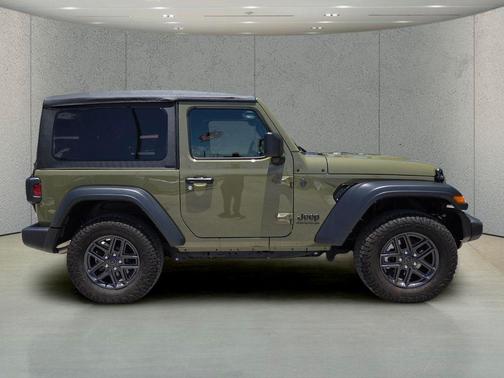 41 2025 Jeep Wrangler Sport S