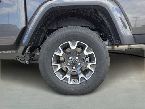 2026 Jeep Gladiator Sahara 4x4