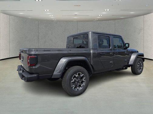 2026 Jeep Gladiator Sahara 4x4