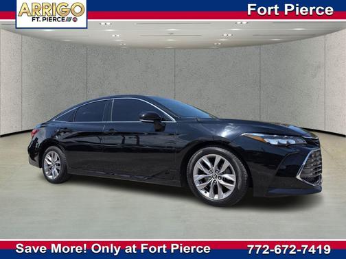 Midnight Black Metallic 2021 Toyota Avalon XLE