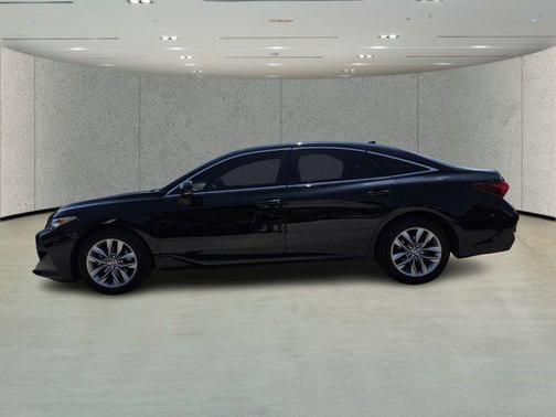 Midnight Black Metallic 2021 Toyota Avalon XLE
