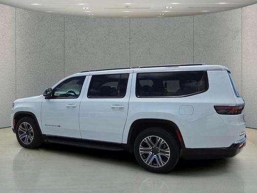 Bright White Clearcoat 2023 Jeep Wagoneer L Series II 4x4