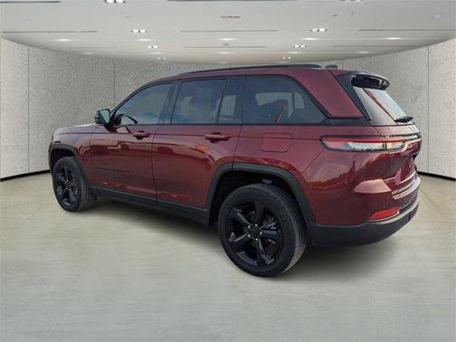 2024 Jeep Grand Cherokee Altitude