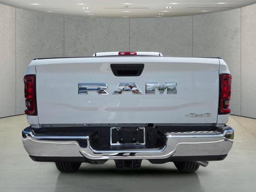 Bright White Clearcoat 2026 RAM 2500 Tradesman Crew Cab 4x4 6'4' Box