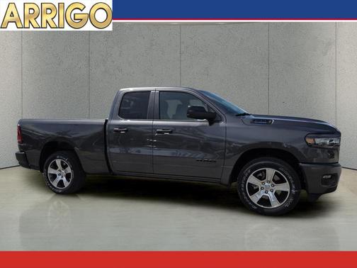 Granite Crystal Metallic Clearcoat 2026 RAM 1500 Express