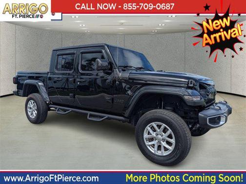 2023 Jeep Gladiator Sport S
