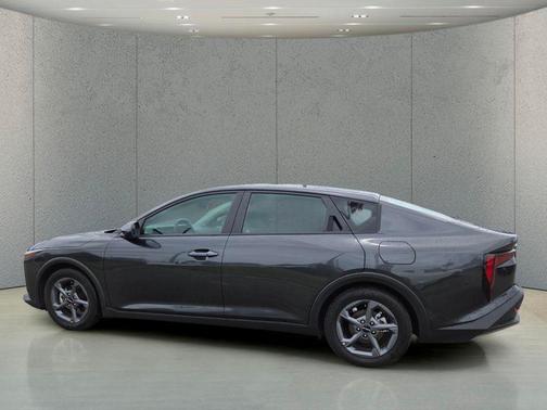 Interstellar Gray 2025 Kia K4 LXS