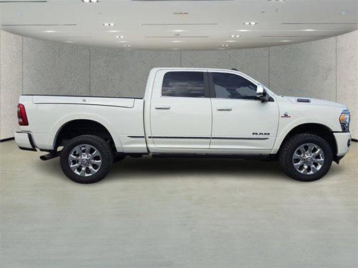 2022 RAM 2500 Limited Crew Cab 4x4 6'4' Box