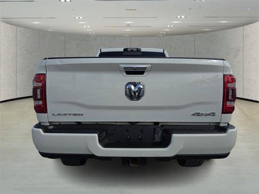 2022 RAM 2500 Limited Crew Cab 4x4 6'4' Box