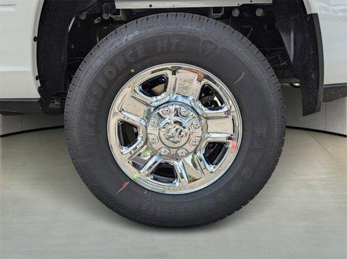 2025 RAM 3500 Tradesman Crew Cab 4x4 8' Box