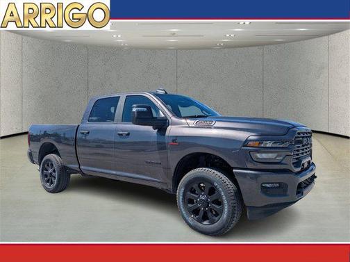 2025 RAM 2500 Big Horn Crew Cab 4x4 6'4' Box