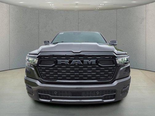Granite Crystal Metallic Clearcoat 2026 RAM 1500 Big Horn/Lone Star