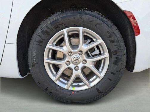 2025 Chrysler Pacifica L