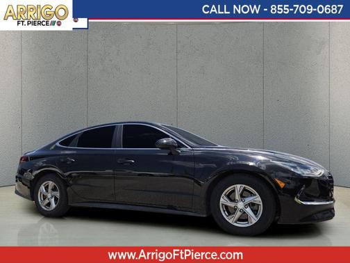 Phantom Black 2021 Hyundai SONATA SE