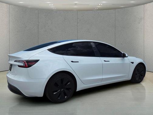 Pearl White Multi-Coat 2025 Tesla Model 3 Long Range