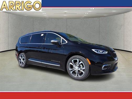 2026 Chrysler Pacifica L