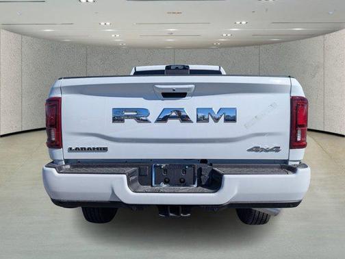 2026 RAM 2500 Laramie Crew Cab 4x4 6'4' Box