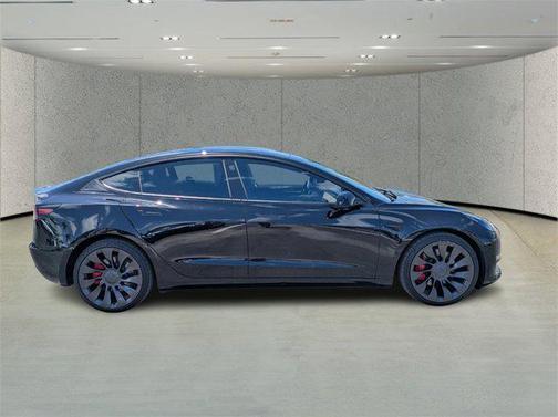 2023 Tesla Model 3 Performance