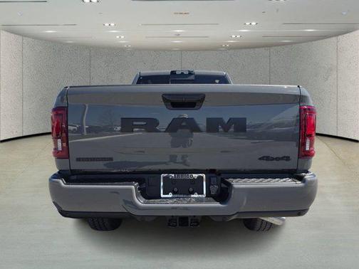 2026 RAM 2500 Big Horn Crew Cab 4x4 6'4' Box