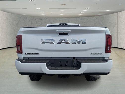 2026 RAM 2500 Laramie Crew Cab 4x4 6'4' Box