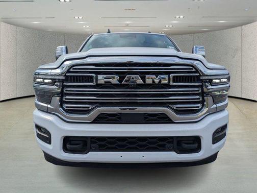 2026 RAM 2500 Laramie Crew Cab 4x4 6'4' Box