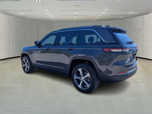 2022 Jeep Grand Cherokee 4xe Base