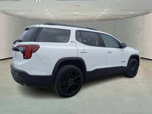 2023 GMC Acadia FWD SLT
