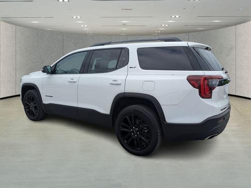 2023 GMC Acadia FWD SLT