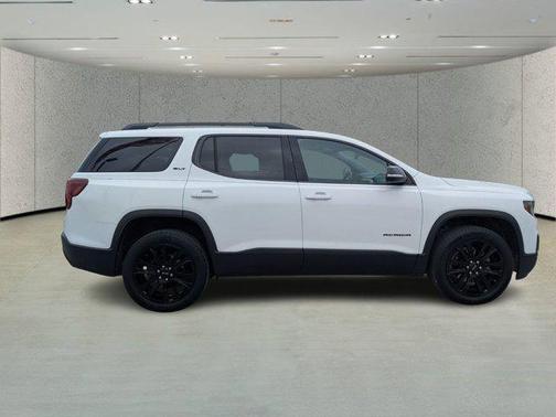 2023 GMC Acadia FWD SLT