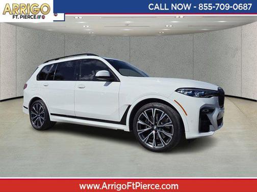 2021 BMW X7 M50i
