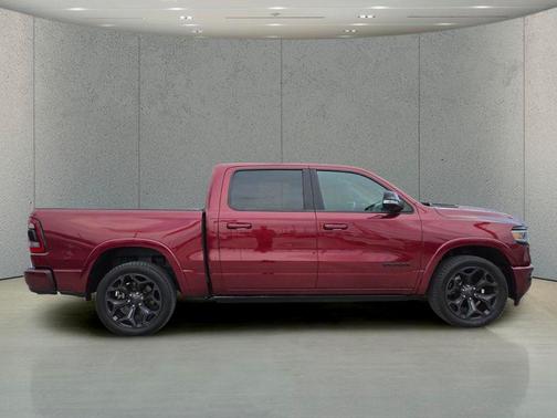 Delmonico Red Pearlcoat 2021 RAM 1500 Limited