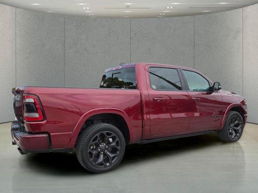 Delmonico Red Pearlcoat 2021 RAM 1500 Limited