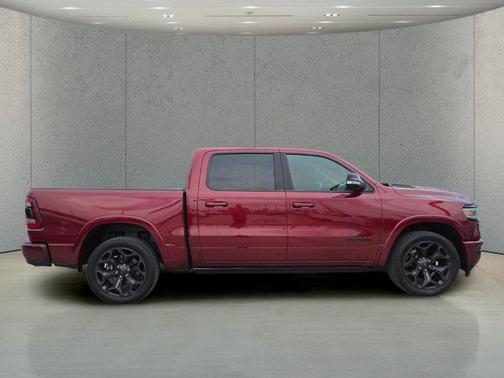 Delmonico Red Pearlcoat 2021 RAM 1500 Limited