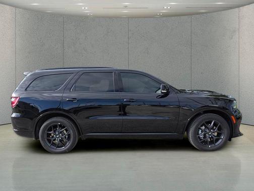 DB Black Clearcoat 2026 Dodge Durango GT Plus