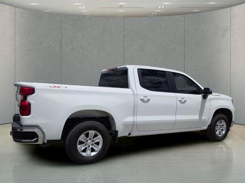Summit White 2024 Chevrolet Silverado 1500 LT