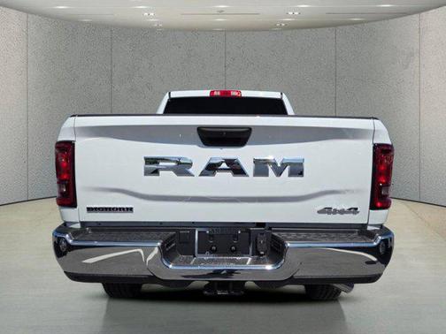 Bright White Clearcoat 2026 RAM 2500 Big Horn Crew Cab 4x4 6'4' Box