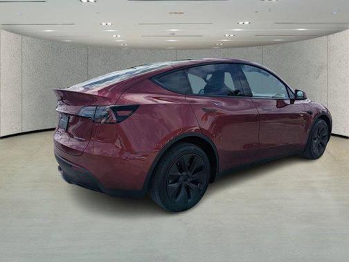 2025 Tesla Model Y Long Range Dual Motor All-Wheel Drive