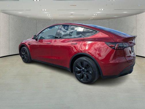 2025 Tesla Model Y Long Range Dual Motor All-Wheel Drive