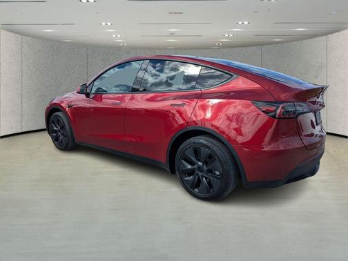 2025 Tesla Model Y Long Range Dual Motor All-Wheel Drive