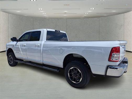 2022 RAM 3500 Big Horn Crew Cab 4x4 8' Box