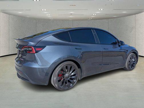 2023 Tesla Model Y Performance Dual Motor All-Wheel Drive