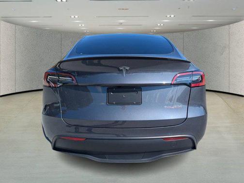 2023 Tesla Model Y Performance Dual Motor All-Wheel Drive