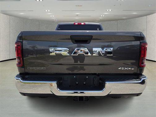 2025 RAM 2500 Big Horn Crew Cab 4x4 6'4' Box
