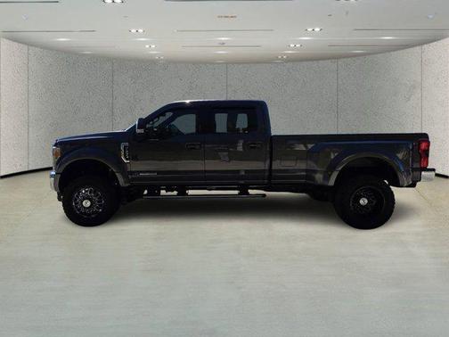 2017 Ford F-450 Lariat