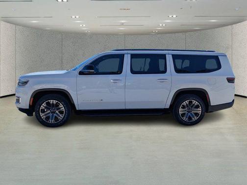 2023 Jeep Wagoneer L Series II 4x2