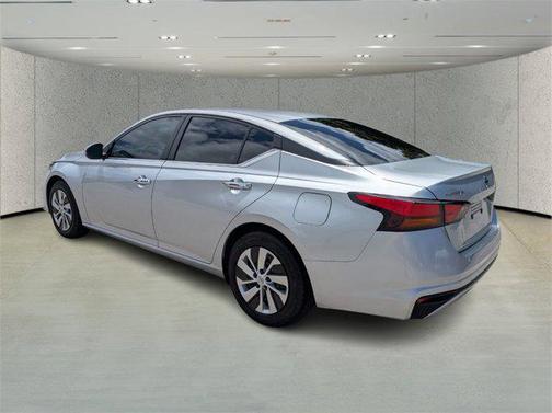 2022 Nissan Altima S FWD