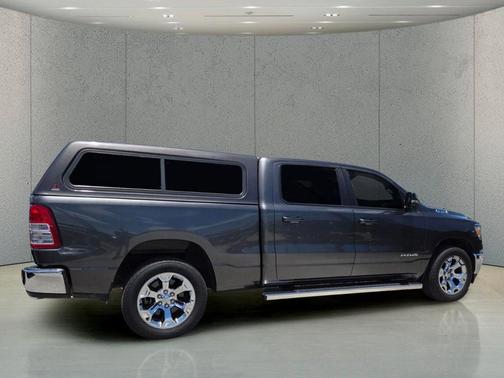 Granite Crystal Metallic Clearcoat 2022 RAM 1500 Big Horn/Lone Star